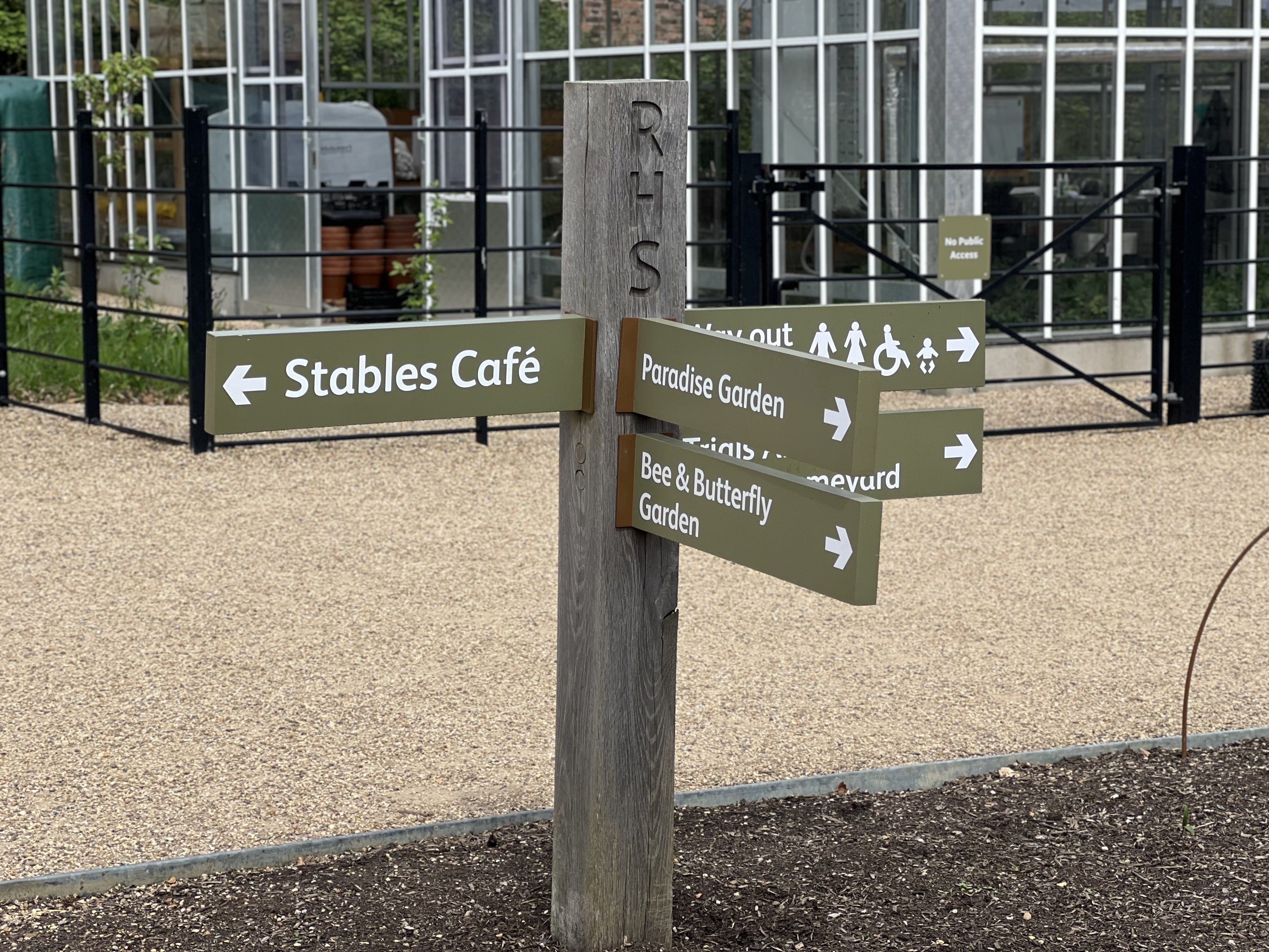 RHS directions to cafes and toilets